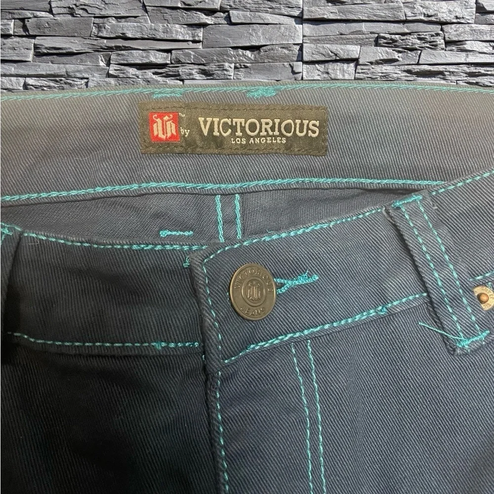 Vintage 90s men’s jeans.‎ Victorious. 36 x 30.